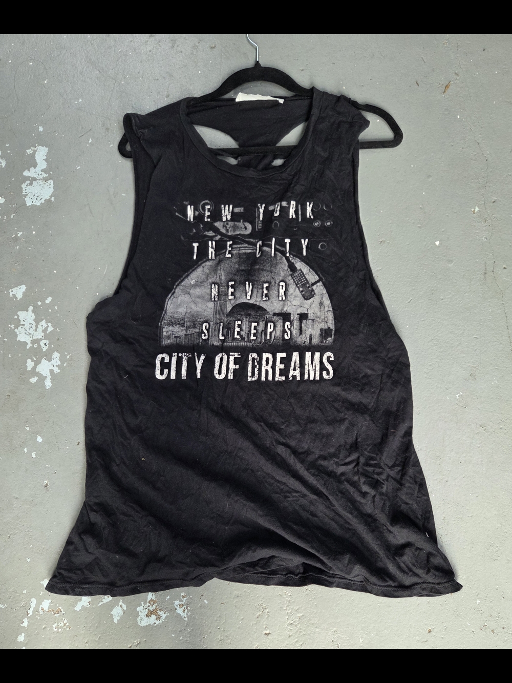 Vintage Havana Black Graphic 'City of Dreams' Sleeveless Tank